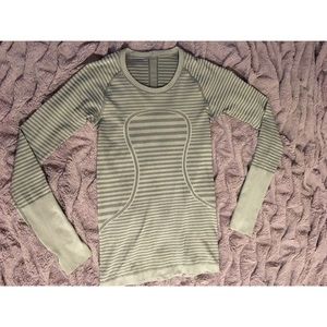 Lululemon Swiftly Tech Long Sleeve - Size 6